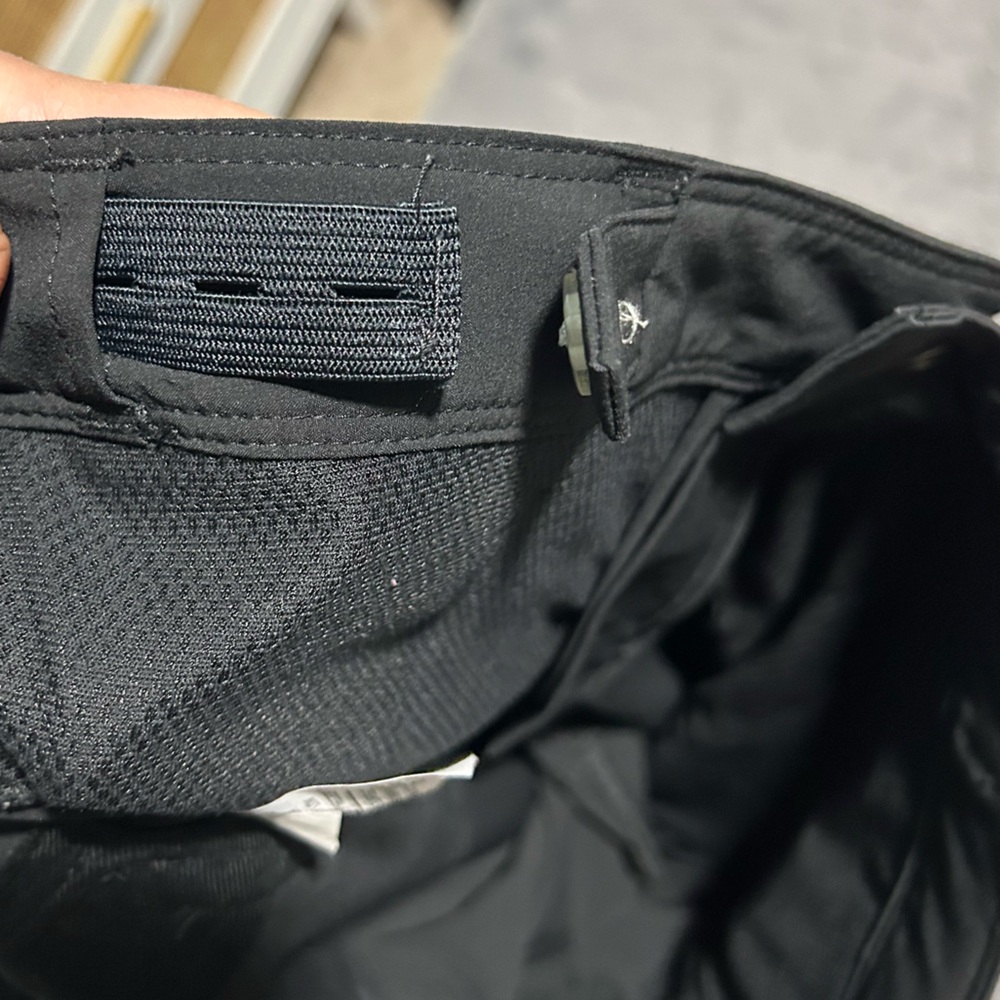 REI Co-op Women’s Technical Hiking Stretch Utility Pants in Black - Size 10P - Picture 9 of 12